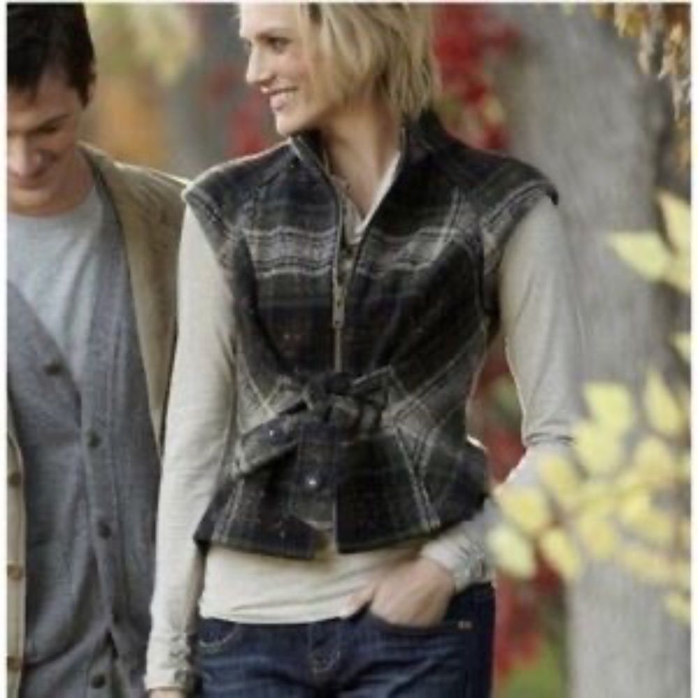 CAbi All Tied Up Brown/Tan/Grey Plaid Wool Vest Style 611 Sz XS‎